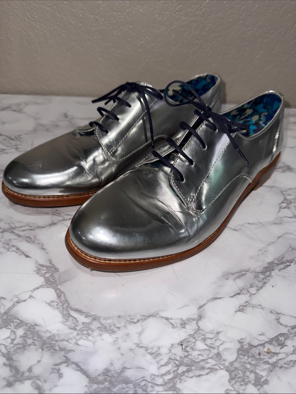 Boden Silver Metallic Lace-Up Dress Shoes size 38